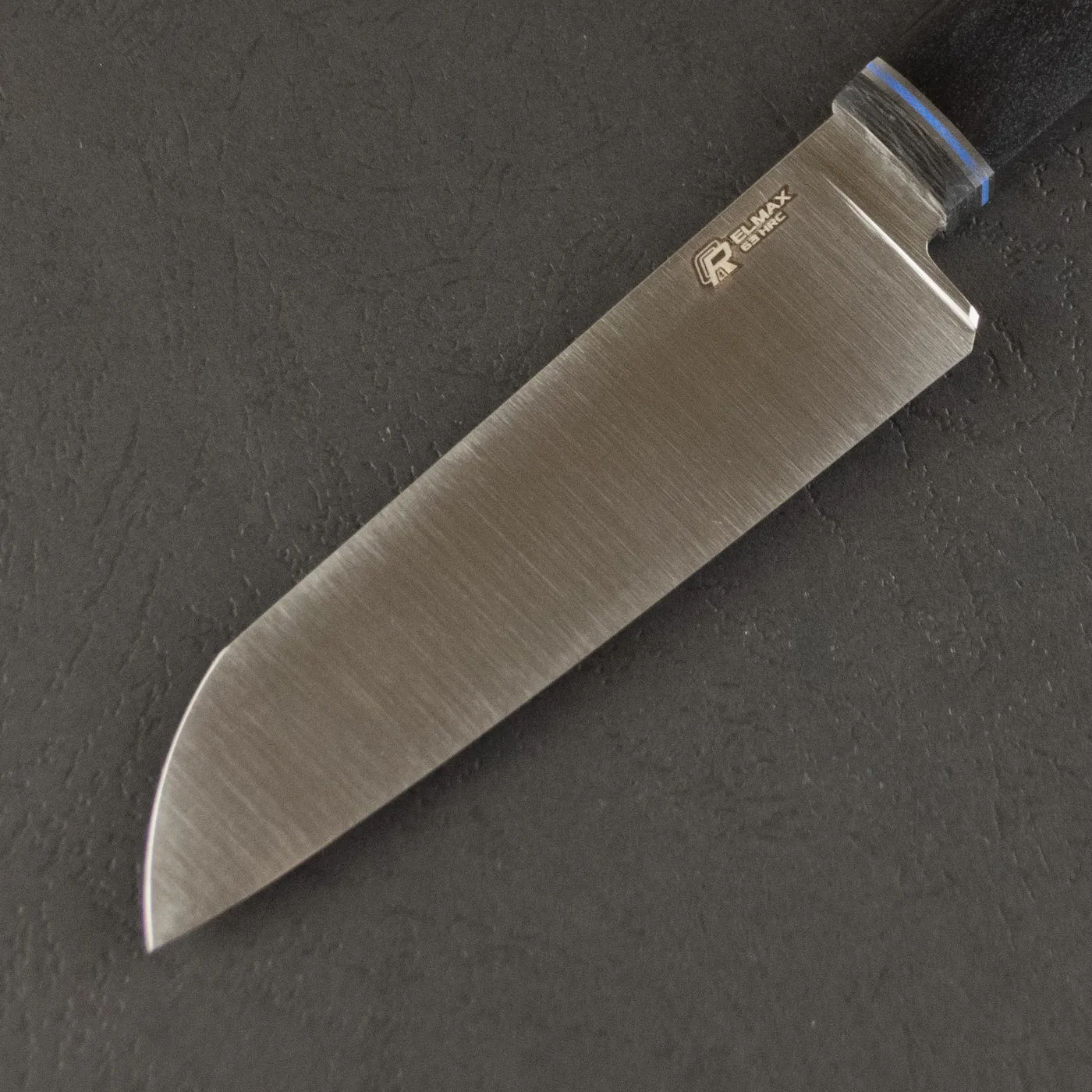 Фото Нож Сантоку Quorus 120 Elmax на официальном сайте производителя QUORUS