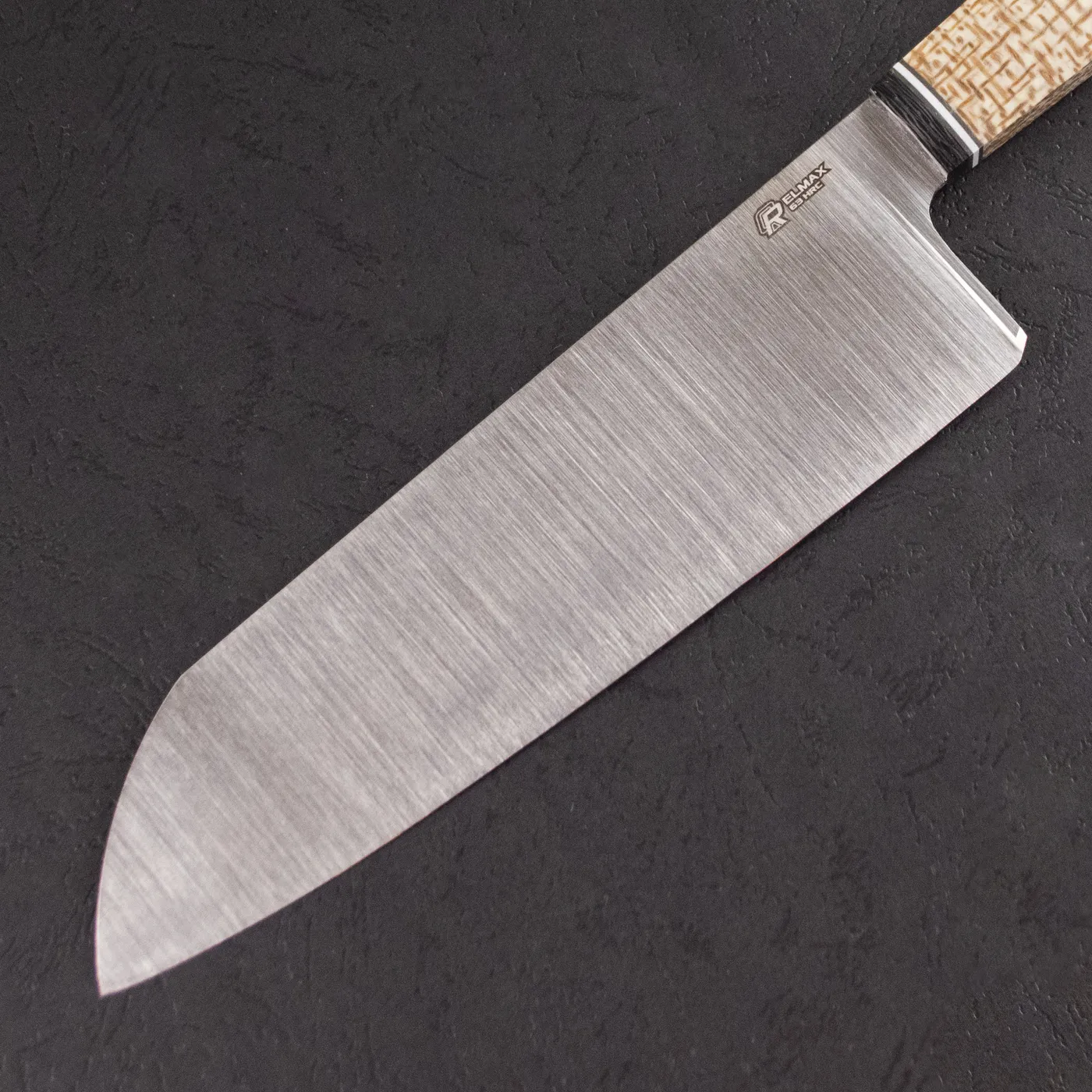 Фото Нож Сантоку Quorus 180 Elmax на официальном сайте производителя QUORUS