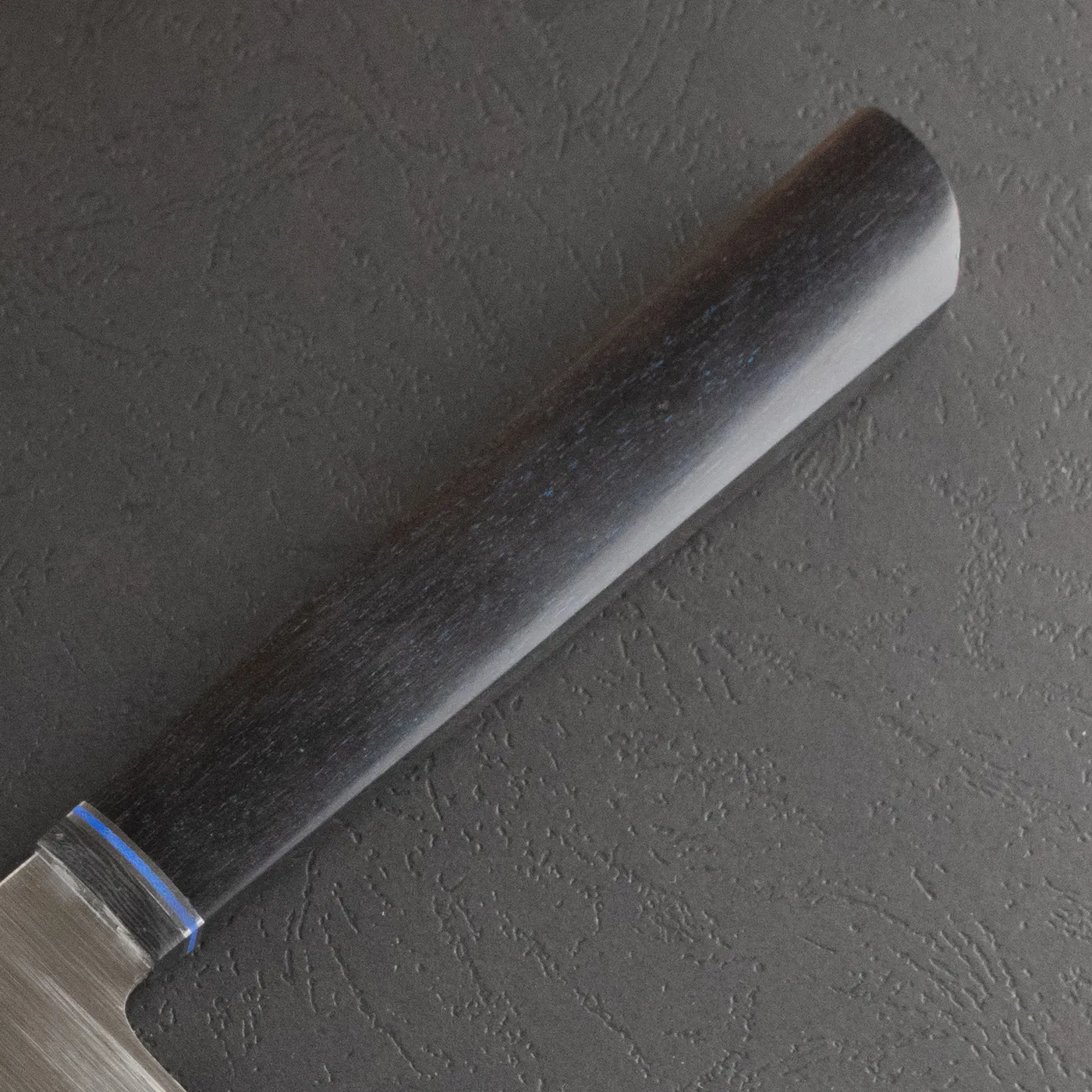 Фото Нож Сантоку Quorus 180 Elmax на официальном сайте производителя QUORUS