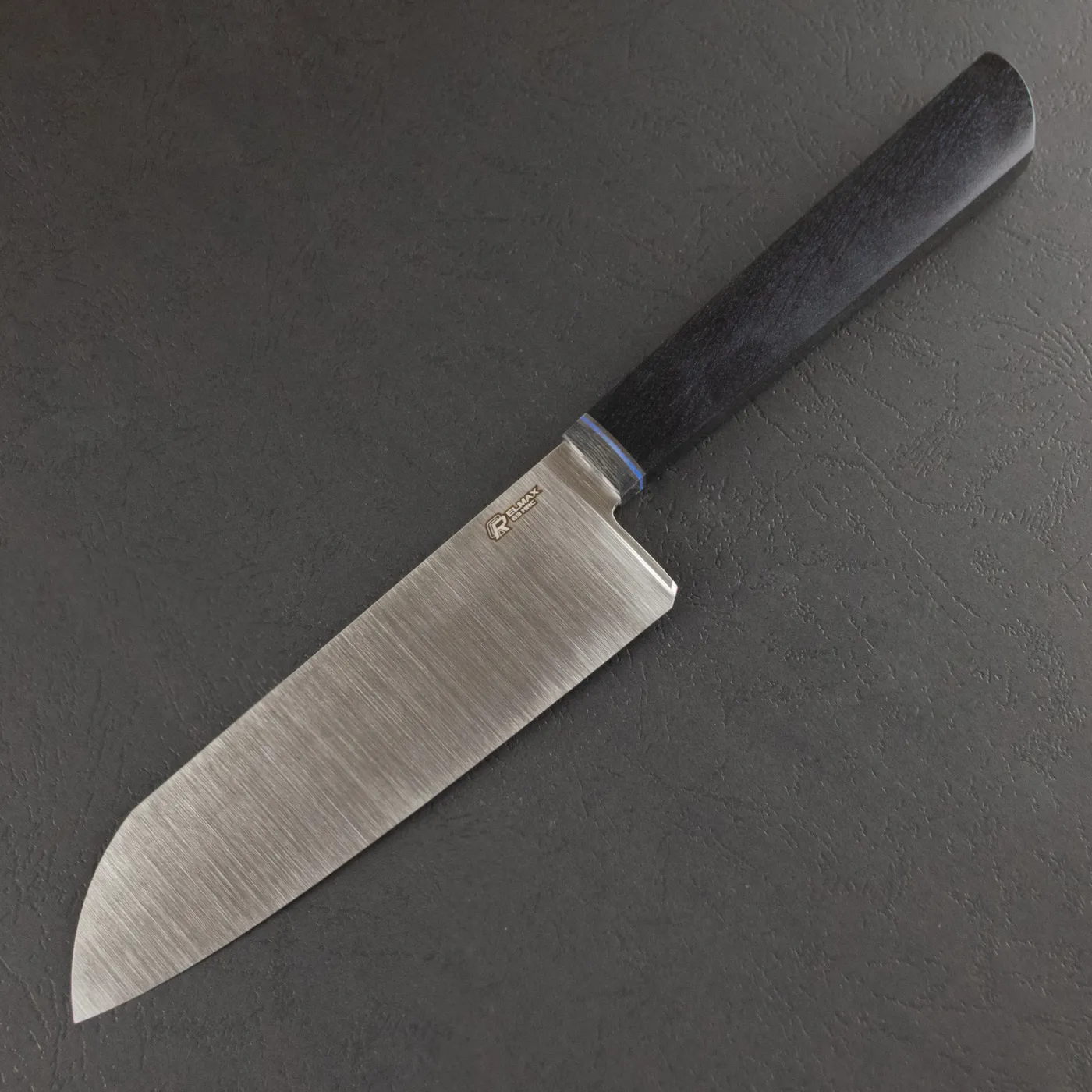 Фото Нож Сантоку Quorus 160 Elmax на официальном сайте производителя QUORUS