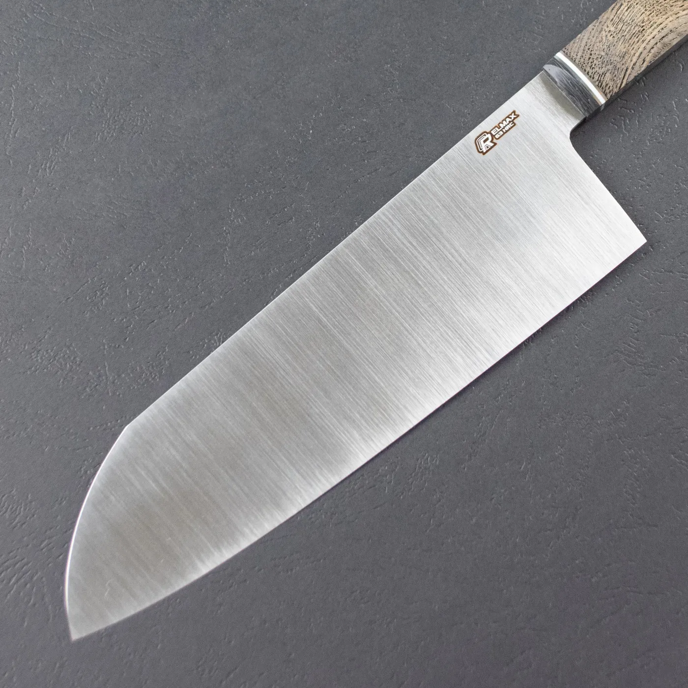 Фото Нож Сантоку Quorus 200 Elmax на официальном сайте производителя QUORUS