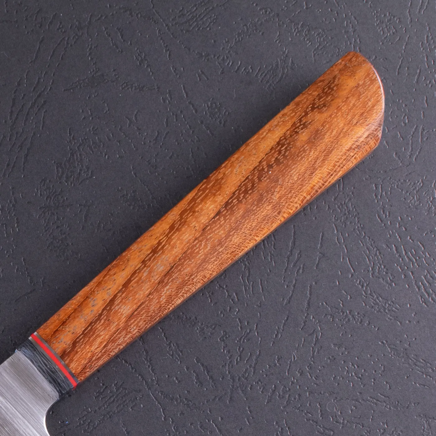 Фото Нож Сантоку Quorus 180 М398 на официальном сайте производителя QUORUS