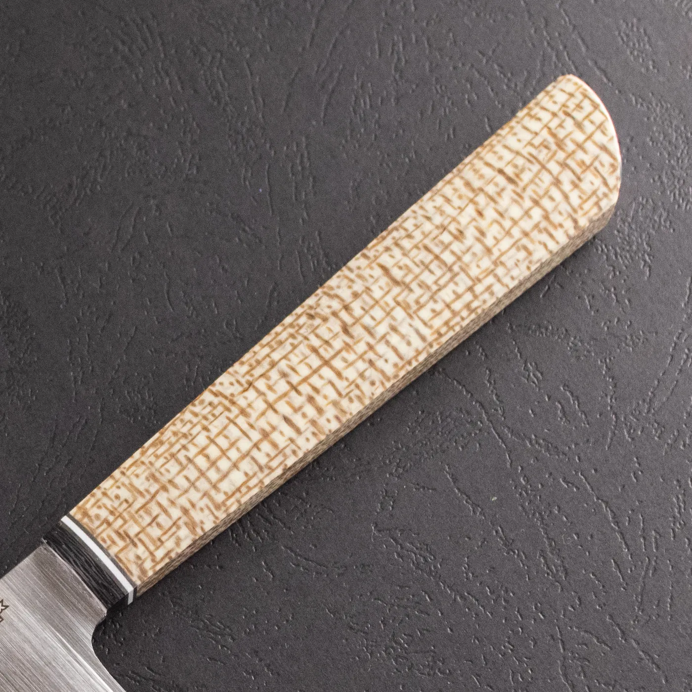 Фото Нож Сантоку Quorus 180 Elmax на официальном сайте производителя QUORUS