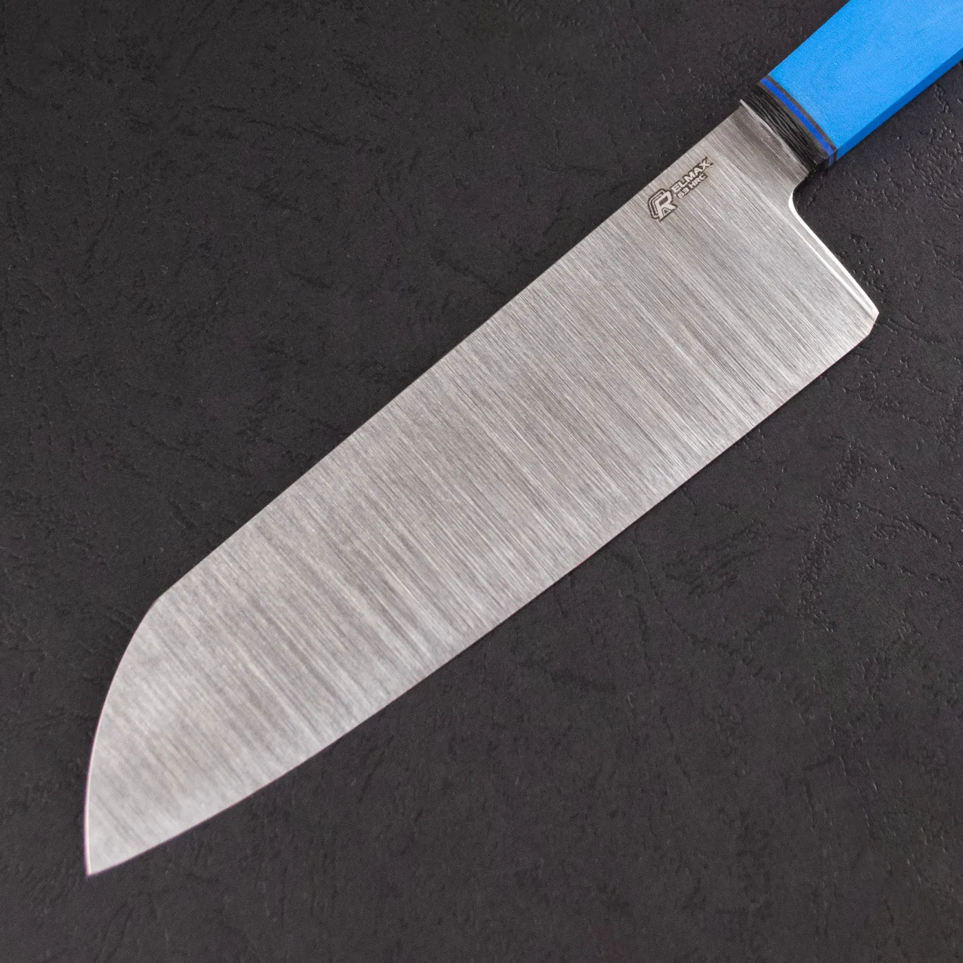 Фото Нож Сантоку Quorus 180 Elmax на официальном сайте производителя QUORUS