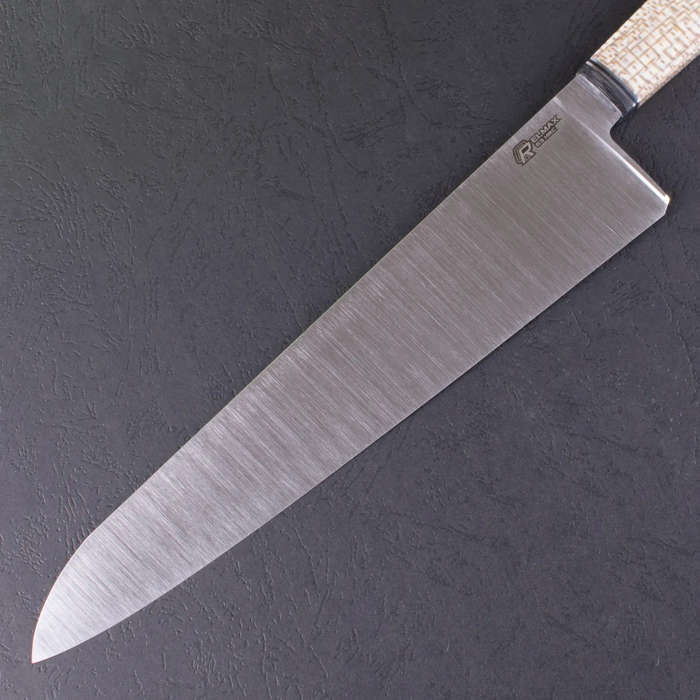 Фото Шеф-нож Quorus 240 Elmax на официальном сайте производителя QUORUS