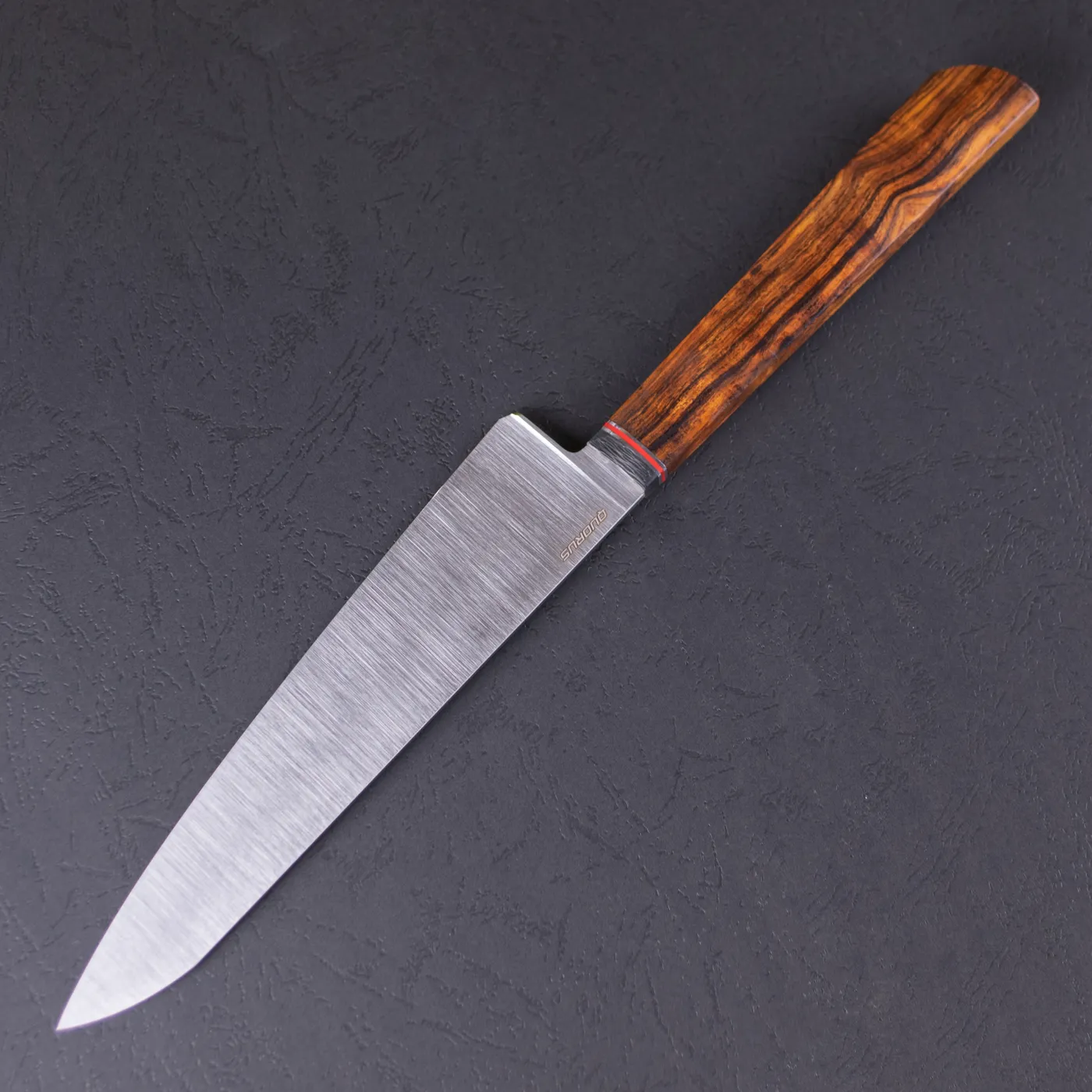 Фото Шеф-нож Quorus 180 Elmax на официальном сайте производителя QUORUS