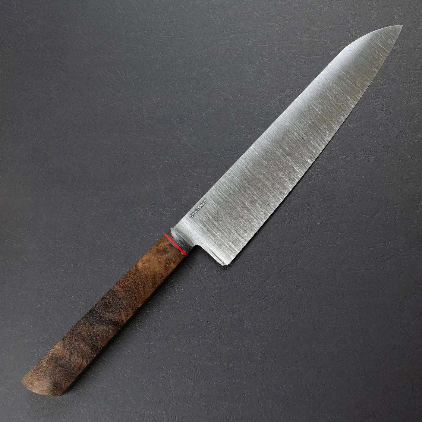 Фото Шеф-нож Quorus 200 Elmax на официальном сайте производителя QUORUS