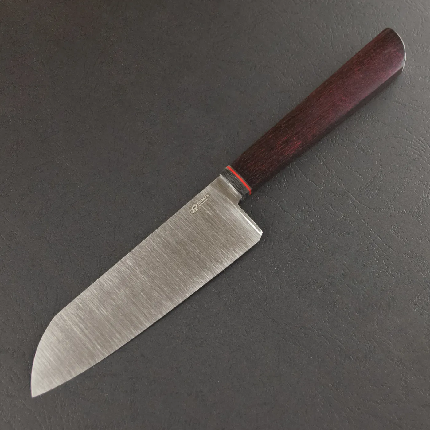 Фото Нож Сантоку Quorus 160 Elmax на официальном сайте производителя QUORUS