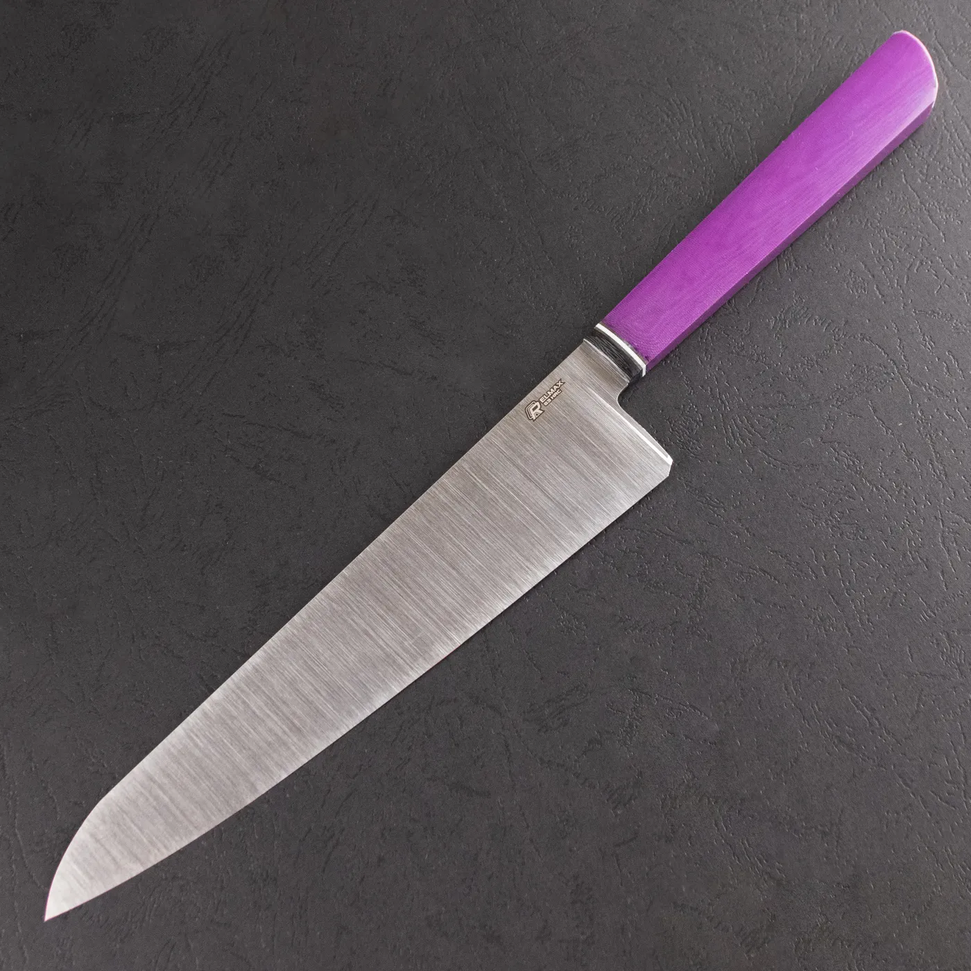 Фото Шеф-нож Quorus 220 Elmax на официальном сайте производителя QUORUS