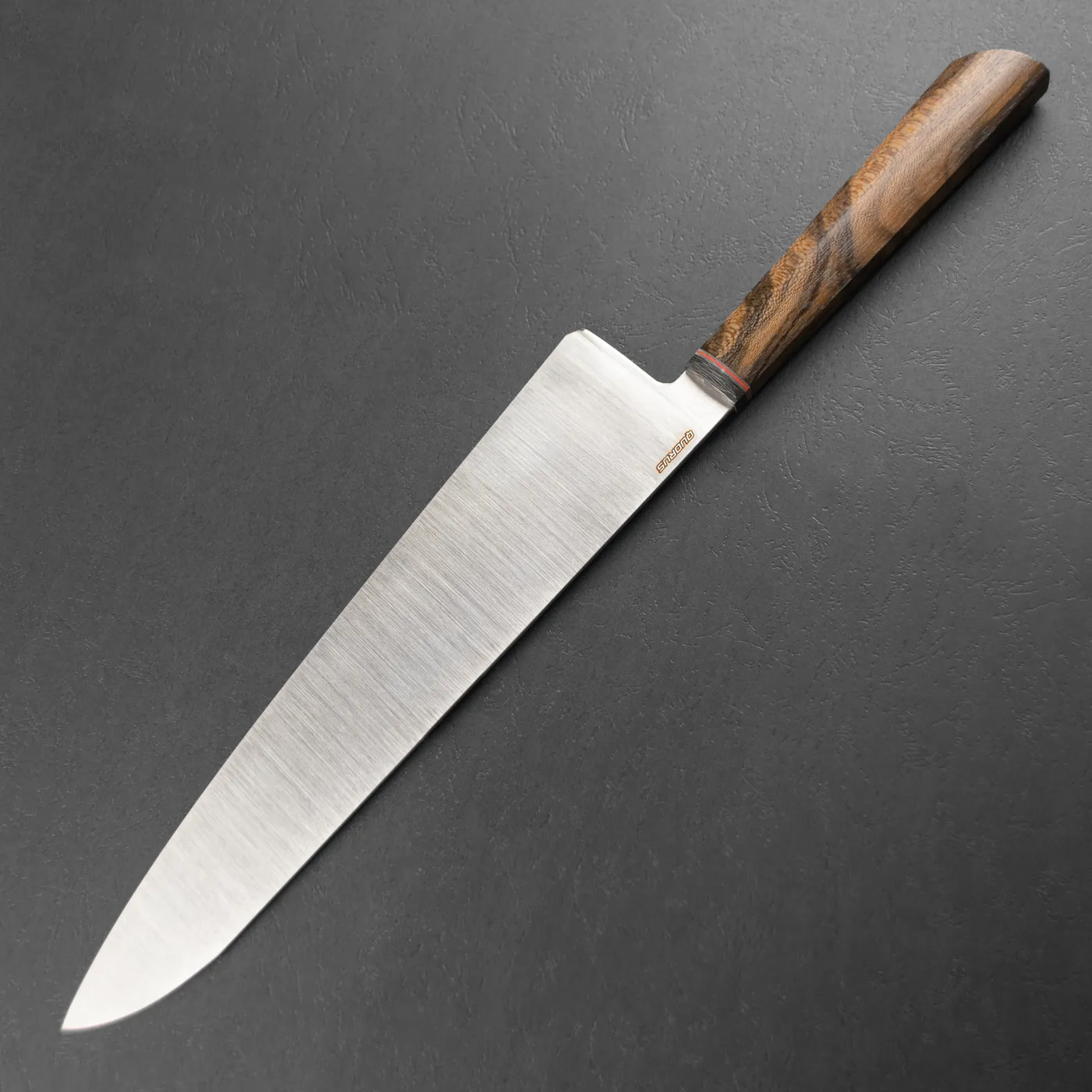 Фото Шеф-нож Quorus 260 Elmax на официальном сайте производителя QUORUS