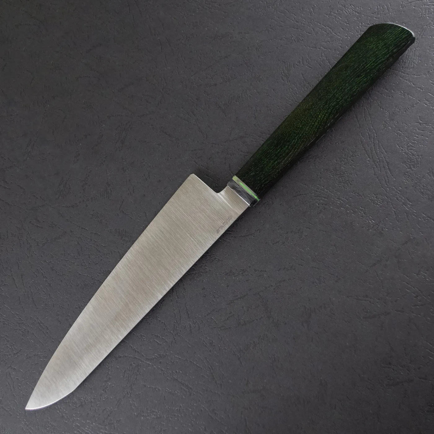 Фото Шеф-нож Quorus 180 Elmax на официальном сайте производителя QUORUS