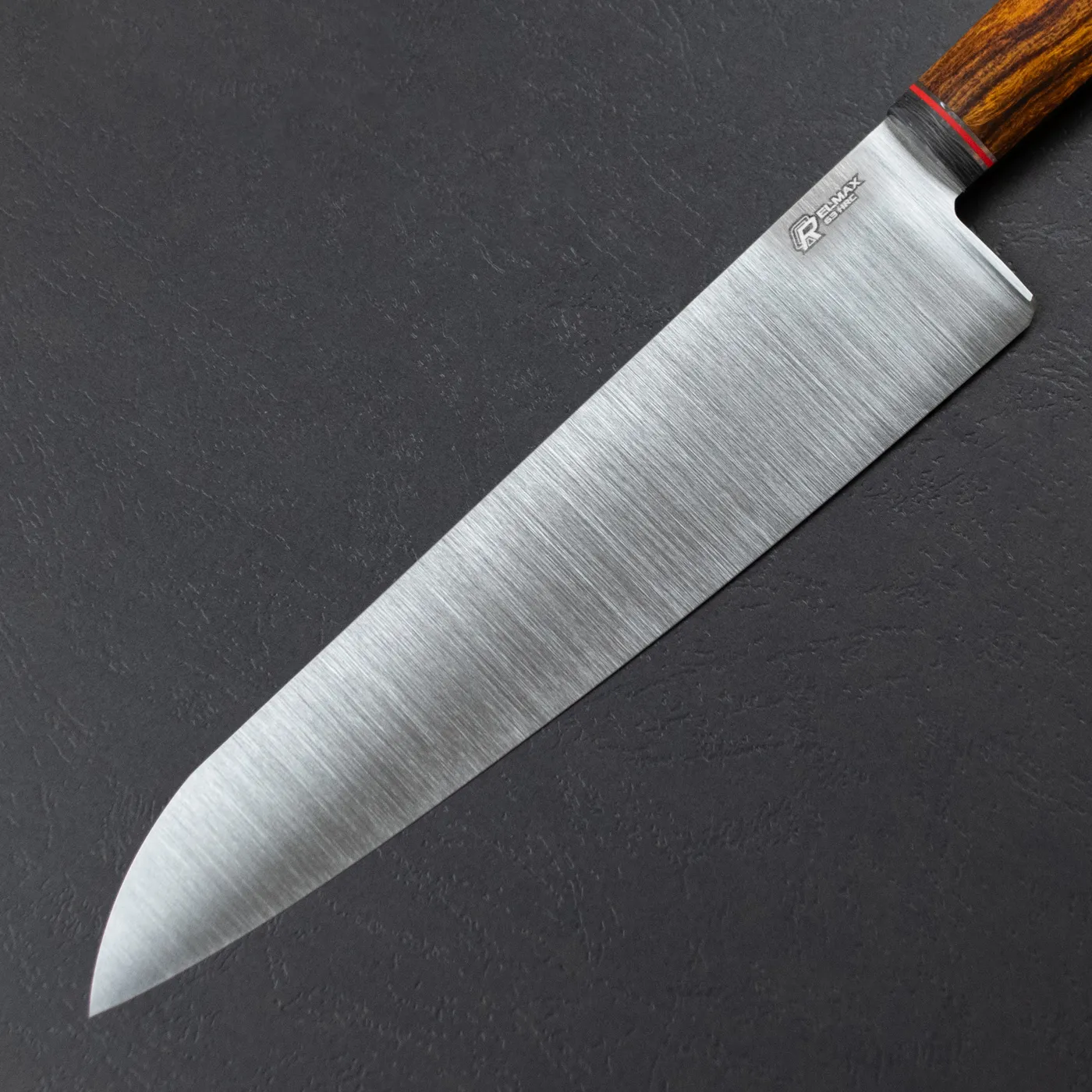 Фото Шеф-нож Quorus 200 Elmax на официальном сайте производителя QUORUS