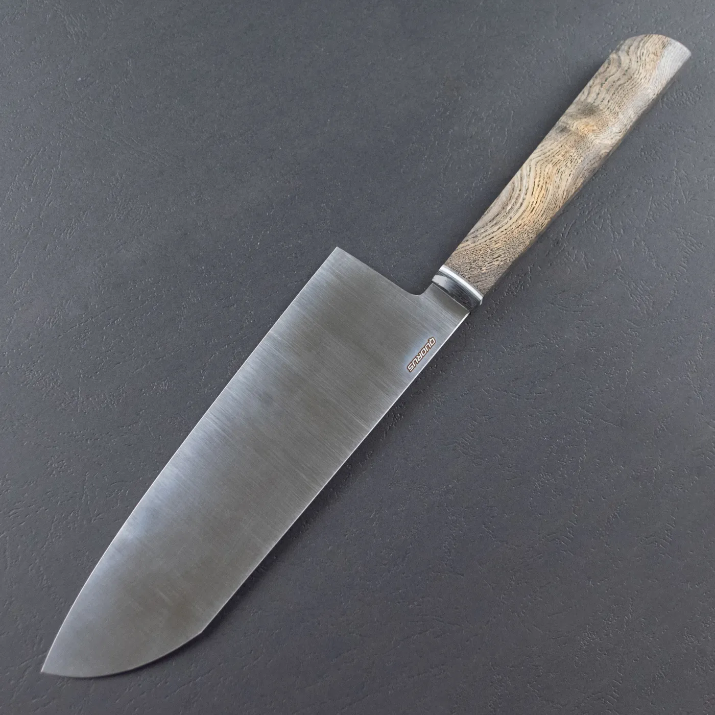 Фото Нож Сантоку Quorus 200 Elmax на официальном сайте производителя QUORUS