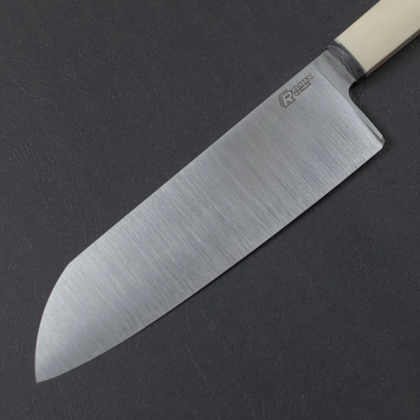 Фото Нож Сантоку Quorus 180 Elmax на официальном сайте производителя QUORUS