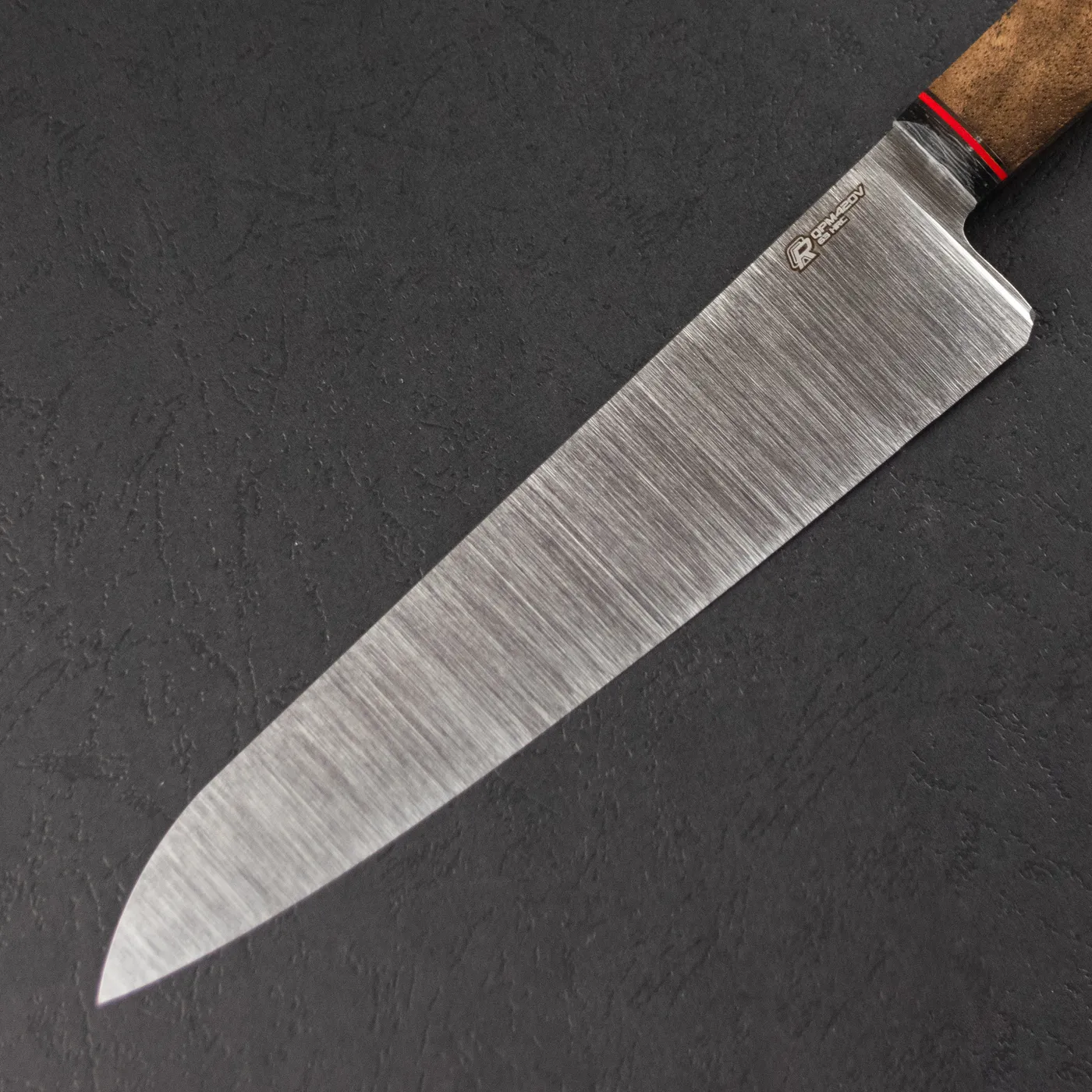 Фото Шеф-нож Quorus 180 QPM420V на официальном сайте производителя QUORUS