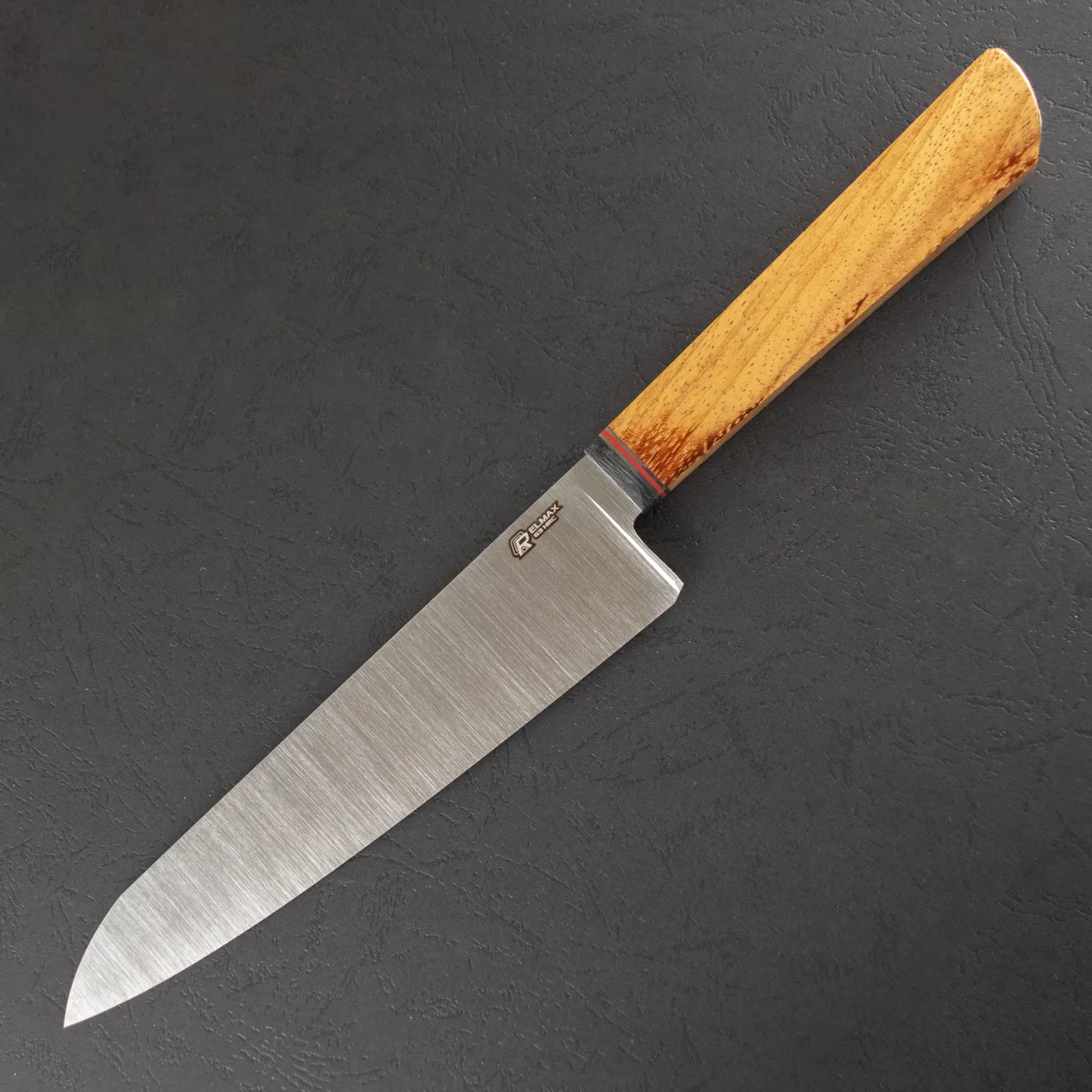 Фото Шеф-нож Quorus 180 Elmax на официальном сайте производителя QUORUS